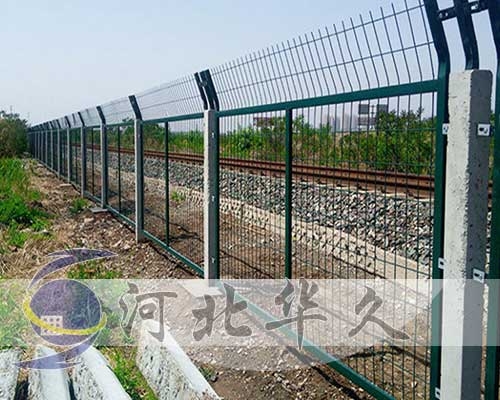鐵路護(hù)欄